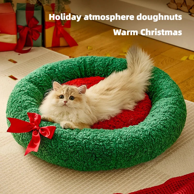 Christmas Cat Bed – Winter Warm Semi-Enclosed Pet Nest for Cats & Small Dogs, Holiday-Themed Cozy Sleep House